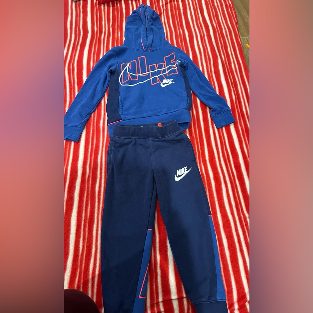 Nike Set Sweatshirt & Sweatpants Boy Size S 4-5 year olds
